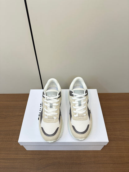 RUNNER CR-03 LOW LACE-UP PALE GRAY SUEDE AND BLACK CALFSKIN