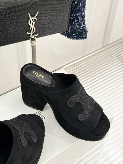 ELENA MULE IN BLACK VELVET